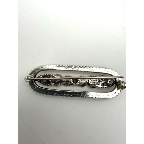 VTG Silver Plate Floral Brooch Pin – Oval Raised Flower Design – Beau Style - Picture 6 of 6